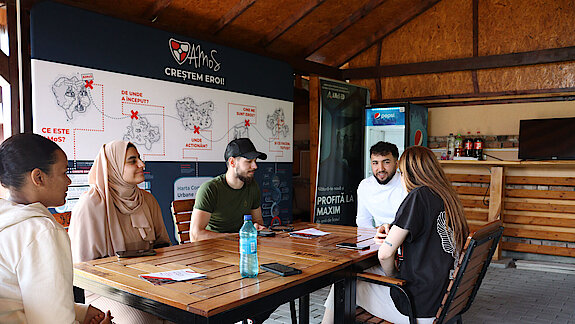 German British and Romanian perspectives on youth participation with AMoS in Turda German-British-and-Romanian-perspectives-on-youth-participation-with-AMoS-in-Turda